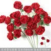 Rosas de Creme Simuladas de 3 Cabeças, Decoração de Fundo para Casamento, Arranjo de Flores para Guia de Estrada, Flores de Seda Estilo Europeu para Casamento, Flores Artificiais