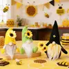Festival de la Abeja de la Cosecha Muñecos de Dibujos Animados en Postura Sentada Adornos Abeja Girasol Muñeco sin Rostro Escena de Muñecos Accesorios para Vestir