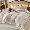 Juego de Ropa de Cama Gruesa de Felpa de Leche con Tallado Francés de Cuatro Piezas Juego de Tres Piezas de Sábana Bajera de Terciopelo de Cristal Sábana Cálida Juego con Terciopelo
