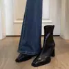 Botines de tacón alto para mujer, nueva colección de moda Otoño/Invierno 2026, con punta cuadrada, estilo botín Martin, tacón grueso de estilo francés y diseño adelgazante con forro de felpa.