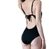 Traje de baño al por mayor para mujer, nuevo de verano, estilo conservador, chica popular, retro, una pieza, cubre abdomen, fruncido adelgazante en el pecho, traje de baño para mujer de playa
