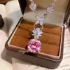 Colar Pingente Estrela Cadente Super Grande Incrustado Generosamente com Diamantes de Alto Carbono Importados Lepidolita Roxa Corte Flor de Gelo Corrente para Clavícula Quadrada Gorda