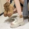 Outono 2024 Novas Botas Martin de Couro com Solado Grosso Moda Versátil Estilo Britânico Botas Rúbarbo Botas de Ferramenta para Exterior