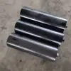O conjunto de lubrificação do rolamento correspondente do rolo inferior pode suportar a carga do material da correia transportadora no rolo de ferro.