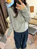 Camiseta de mujer de cuello redondo, hombros rectos, manga larga, nuevo estilo primavera y otoño, estampado de pato de dibujos animados retro americano, top versátil ajustado para mujer