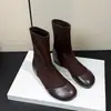 Botas de Cano Curto Elásticas Bico Redondo Color Block Estilo Coreano para Mulheres Botas Únicas 2026 Moda Inverno Sola Rasa Botas Emagrecedoras de Altura Versátil Botas Meia