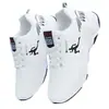 Zapatillas de correr para hombre otoño nuevo cuero impermeable antideslizantes zapatilla tendencia coreana versátiles zapatos casuales zapatos de viaje