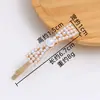 Mercado de Año Nuevo Artículos Pequeños Pinzas para el Cabello de Perla Accesorios para el Cabello Estilo Coreano Aleación Pinzas Laterales para Flecos Pasadores con Letras Pequeños Adornos