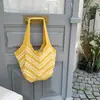 Bolso tejido de red hueca rojo estilo ins, bolso de hombro tejido casual de gran capacidad de verano a la moda