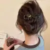 Grampo de Cabelo Vintage Outono/Inverno 2026 Estilo Coreano Clipe Torcido de Cabelo de Alta Qualidade Acessório de Cabelo Simples Elegante Ornamento de Cabelo Versátil para o Dia a Dia