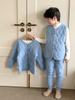 ¡Dile adiós al frío! Uniforme Escolar de Tres Capas Autocalentable Objeto Mágico~ Chaqueta, Chaleco y Pantalones de Algodón Cálido Acolchados que Cambian de Temperatura