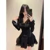 Vestido Elegante de Encaje con Cuello en V y Mangas Largas Transfronterizo para Mujer para Cintura Delgada y Delgado Primavera y Otoño Hermoso Mangas de Campana Falda Corta de Corte A