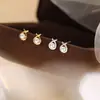 Brincos de Argola com Cruz e Pérola em Prata de Lei S925 Estilo Popular Novo 2026 Brincos de Design Levemente Luxuoso Brincos de Nicho de Alta Qualidade