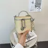 Bolso de Mano con Cadena Incrustada de Diamantes Transfronterizo, Bolso de Hombro Diario de Lujo Ligero a la Moda Estilo Chanel, Bolso Cuadrado Pequeño Moderno y Elegante