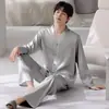 Pijama de Seda Gelada para Homens Primavera e Outono, Cardigã Fino de Seda de Manga Longa Fresco para Verão, Roupa de Casa Listrada de Alta Qualidade