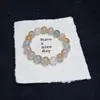Pulsera de Piel de Conejo de Colores Pura Natural Verde Menta Piel de Conejo Cepillada Pulsera de Fluorita Cuentas Redondas Pulsera de Fluorita con Pluma