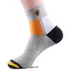 Calcetines Longsha para hombre, otoño e invierno, nuevos calcetines de algodón transpirables bordados de alta gama, calcetines deportivos de algodón puro con bloques de color y tubo medio de algodón peinado.