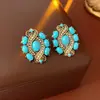 Set de pendientes redondos y collar vintage, cadena para la clavícula estilo palacio retro, joyería de lujo ligero de alta gama para mujer
