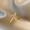 Anillo hueco de lujo ligero de estilo japonés para mujer, elegante y de alta gama, personalizado, de moda, estilo cibernético, con microincrustaciones.