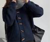 Ropa de Punto de Punto de Estilo Casual Japonés y Coreano para Mujer 2024 Otoño e Invierno Nuevo Retro Botón de Cuerno Suelto Look Adelgazante Suave Cera Chaqueta de Punto