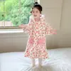 Pijama infantil espesso para outono e inverno 2026, novo e estiloso conjunto de dormir infantil quente, pijama fofo para bebês meninas, moderno
