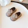 Nueva colección de otoño de zapatos de vestir sencillos para niños: Zapatos de princesa estilo francés con detalles de lazo, suela suave y antideslizante, para niñas de 3 a 6 años