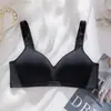 Roupa Íntima Primavera e Verão Confortável Respirável Fina Sutiã Sem Aro Sutiã Liso Cor Sólida Pequeno Busto Bojo Fino Tamanho Plus