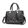 Bolso Nuevo para Mujer 2023 Moda Europea y Americana Bolso de Hombro Bordado Bolso de Mano para Mujer PU Bolso Grande de Exportación Bolso para Mamá Dropshipping