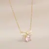 Corrente para Clavícula Elegante com Zircônia Banhada a Ouro Real Design de Nicho Feminino Colar com Laço Corrente de Lã Versátil Personalizada