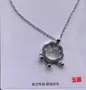 Novo Colar Budista Maitreya Estilo Chinês Imitação de Calcedônia para Mulheres, Design de Nicho de Luxo Leve com Sensação de Alto Padrão, Corrente para Clavícula com Pingente de Buda Elegante