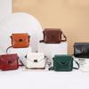 Bolsa Transversal Feminina 2023 Nova Primavera e Verão Tendência High-end Couro Genuíno Bolsa Feminina Pequena Quadrada Retro Camada Superior Couro de Vaca Bolsa de Ombro