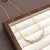 Nuevo Estilo Collar de Sonrisa Tachonado con Diamantes, Lujo Ligero, Sensación de Alta Gama, Cadena para Clavícula, Diseño de Nicho, Collar de Sonrisa Tachonado con Diamantes para Mujer