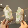 Sapatos de caminhada para bebês, sapatos para bebês e crianças pequenas, sapatos de lona florais com bico quadrado, sapatos para bebês meninas, tênis respiráveis para bebês e crianças pequenas, estilosos