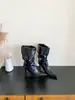 Botas Femininas Estilo Europeu Bico Fino Fivela de Couro Salto Bloco Outono/Inverno 2026 Novas Salto Fino Versátil Salto Alto Elegante Meia-Panturrilha