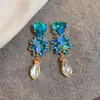 Brincos de Tarraxa Flor de Strass Super Brilhantes Gota d'Água Nicho Moda de Alto Padrão Exquisitos Brincos Luxo Leve Personalidade Acessórios de Brincos Versáteis para Mulheres