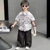 Conjunto de Camisa de Verano Estilo Coreano para Niños 2026, Delgado de Manga Corta para Niños, Atuendo de Verano de Dos Piezas Elegante y Moderno para Bebés