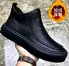 Novidade de Verão Estilo Masculino Sapatos de Couro Casuais de Negócios Feitos à Mão, Sapatos Slip-On de Couro Macio Retrô com Solas Macias e Couro Respirável