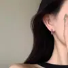 Pendientes de Aro de Perla Estilo Nuevo 2026 con Acabado de Alta Gama, Clips y Aretes de Lujo Ligero, Pendientes Versátiles y Modernos para Mujer