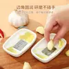 Moedor manual portátil multifuncional para alho e gengibre, fabricante manual de pasta de gengibre, espumador de leite, moedor de suco de gengibre, uma ferramenta versátil para moer gengibre