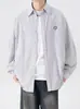 Camisa Listrada Estilo Japonês Masculina Primavera e Outono Conjunto de Roupa de Marca Tendência Conjunto de Três Peças Jaqueta Fina Casual para Jovens Fresca e Estilosa
