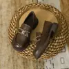 Mocassins para Mulheres 2026 Novo Estilo Coreano Casual Retro Sapatos de Uma Peça Sola Grossa Modernos Versáteis Slip-On Sapatos de Couro