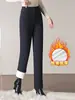 1033 Pantalones Vaqueros Blancos de Invierno para Mujeres de Mediana Edad Ropa de Mujer Cálidos Adelgazantes Rectos Casuales Elásticos Con Terciopelo Espesado