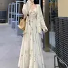 Vestido francés de talla grande para mujer con figura de pera, conjunto de dos piezas de vestido tirantes estampado vintage de otoño con cárdigan hueco de manga larga