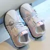Sapatos Infantis Estilo Alemão 2026 Primavera/Outono Novos Sapatos Casuais Infantis Tênis Retrô para Meninas Sapatos Princesa Forrest Gump