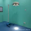 Lámpara de pared de cinco orificios fuente de luz led/halógena hospital de mascotas estomatología lámpara de examen de una cabeza toma de corriente de cuatro orificios