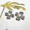 Diamante caliente perla flor de cuatro pétalos accesorios de joyería diy anillo para el cabello cuerda para el cabello material hecho a mano accesorios para el cabello pinza de agarre accesorios diy al por mayor