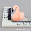 Accesorios de cisne miniatura resina accesorios de animales musgo adornos de micro paisaje DIY material colgante llavero al por mayor