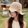Chapéu de Sol Dobrável com Flor para Mulheres Verão Novo Chapéu de Pescador Chapéu de Palha Outdoor com Aba Larga Chapéu de Sol para Mulheres