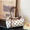 Bolso de mujer de gran capacidad 2026 nuevo diseño de moda con lunares, bolso tote para el trabajo y los desplazamientos, bolso de hombro casual elegante y único