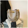 Bolsas de Outono e Inverno para Mulheres, Bolsas de Mão Estilo Retro em Formato de Balde, Novas Bolsas Estilo Cesta de Legumes 2025, Bolsas Versáteis de Ombro Único e Transversal para Roupas de Trabalho